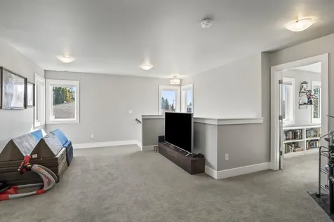 62676 NW Mehama Court Bend OR 97703