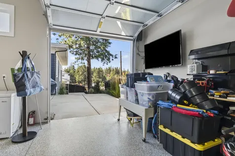 62676 NW Mehama Court Bend OR 97703