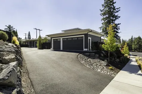 62676 NW Mehama Court Bend OR 97703