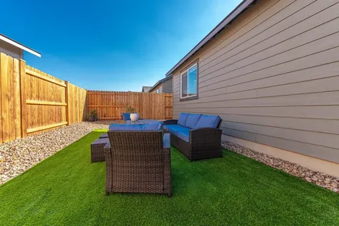 2565 NW Teak Place Redmond OR 97756