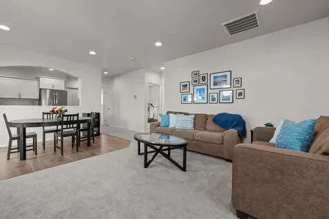 2565 NW Teak Place Redmond OR 97756