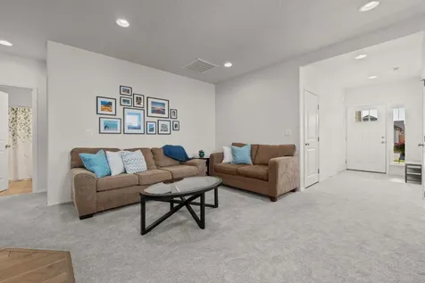2565 NW Teak Place Redmond OR 97756