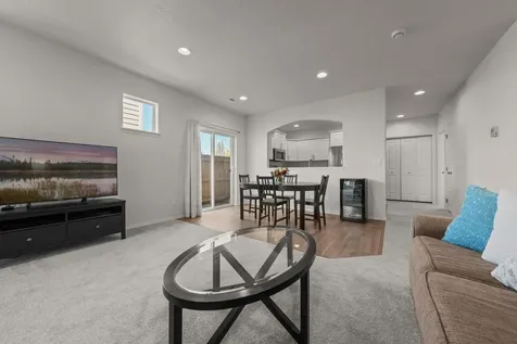 2565 NW Teak Place Redmond OR 97756