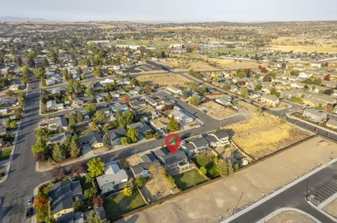 181 SE Tracie Street Madras OR 97741