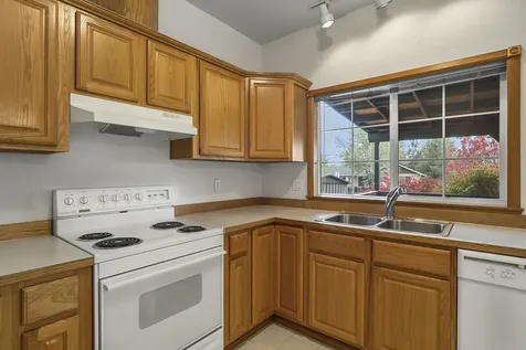 3320 NE Cruise Loop Bend OR 97701