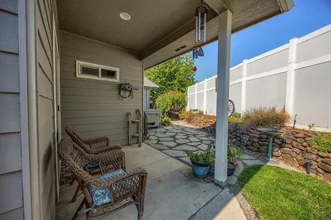 522 Ridgeway Circle Central Point OR 97502
