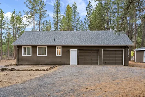 18979 Obsidian Road Bend OR 97702