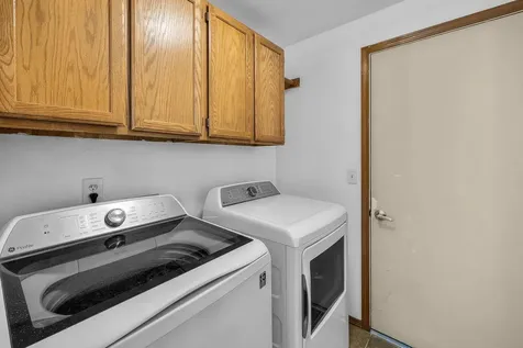 3025 NE Raleigh Court Bend OR 97701