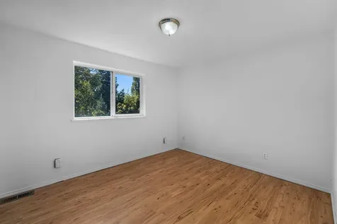 3025 NE Raleigh Court Bend OR 97701