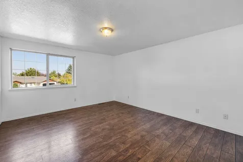 3025 NE Raleigh Court Bend OR 97701