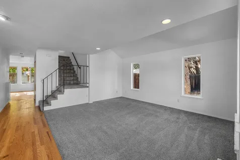 3025 NE Raleigh Court Bend OR 97701