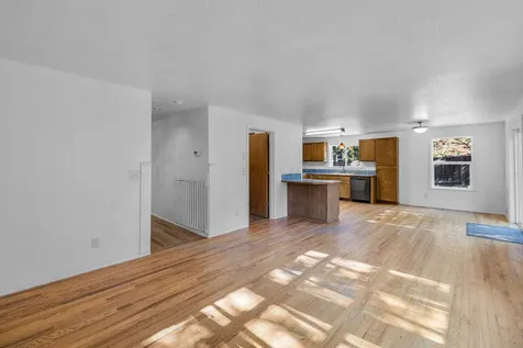 3025 NE Raleigh Court Bend OR 97701