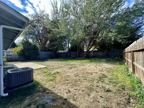 1320 SE Elm Lane Grants Pass OR 97526