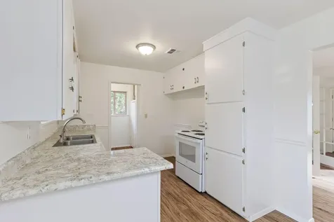 1320 SE Elm Lane Grants Pass OR 97526