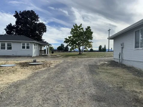 2977 Coker Butte Road Medford OR 97504