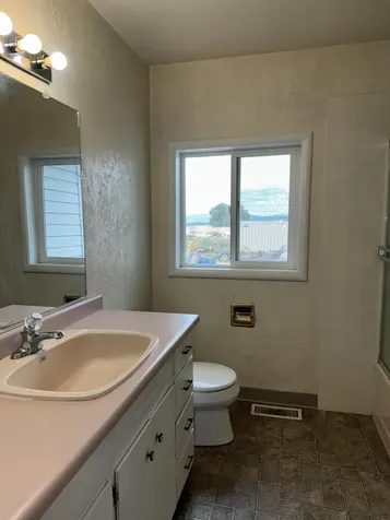 2977 Coker Butte Road Medford OR 97504