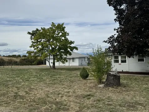 2977 Coker Butte Road Medford OR 97504