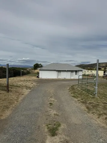 2977 Coker Butte Road Medford OR 97504