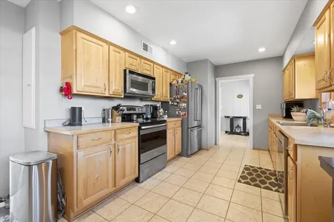 2136 Hillcrest Road Medford OR 97504