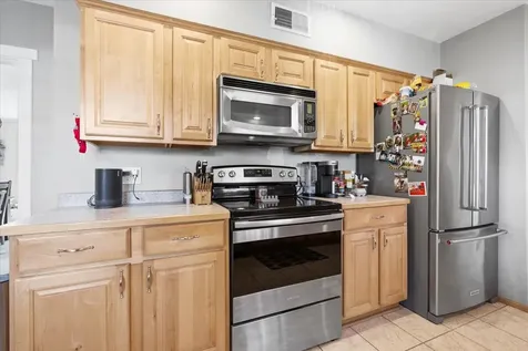 2136 Hillcrest Road Medford OR 97504