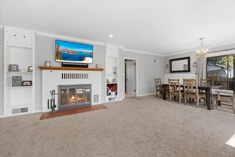 2136 Hillcrest Road Medford OR 97504