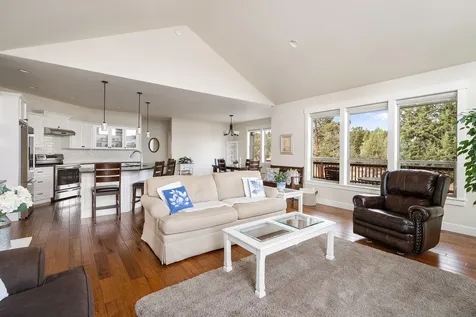 287 Highland Meadow Loop Redmond OR 97756