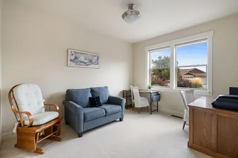 287 Highland Meadow Loop Redmond OR 97756
