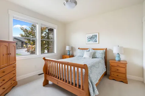 287 Highland Meadow Loop Redmond OR 97756