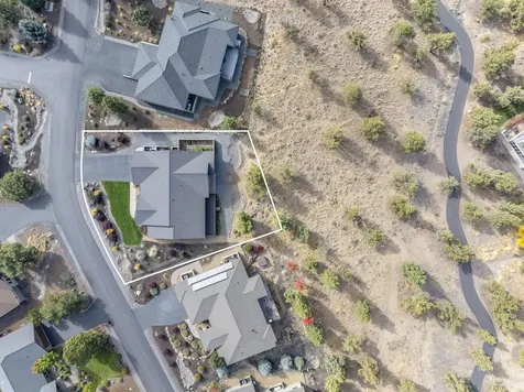 287 Highland Meadow Loop Redmond OR 97756
