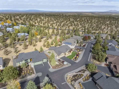 287 Highland Meadow Loop Redmond OR 97756