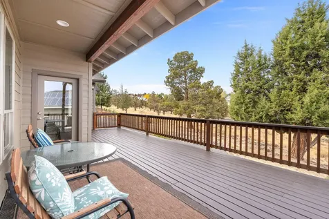 287 Highland Meadow Loop Redmond OR 97756