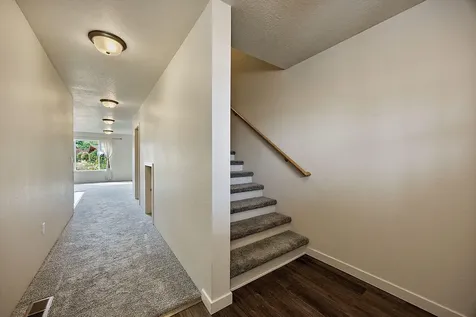 265 Dano Drive Phoenix OR 97535