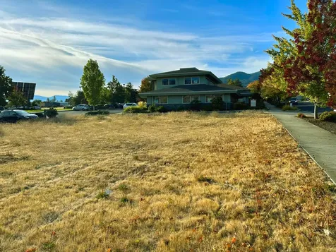510 Washington Street Ashland OR 97520