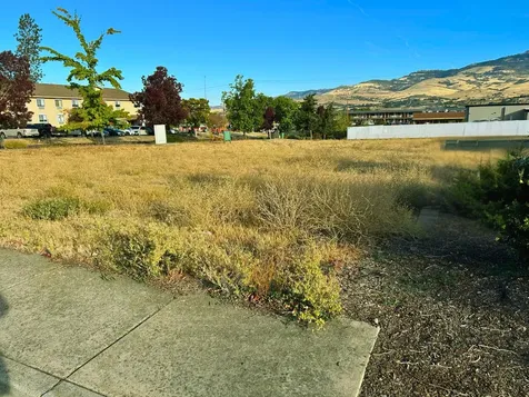 510 Washington Street Ashland OR 97520