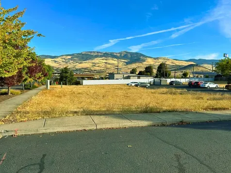 510 Washington Street Ashland OR 97520