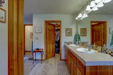 63287 Cherokee Lane Bend OR 97703