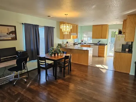 1352 Ivan Lane Central Point OR 97502