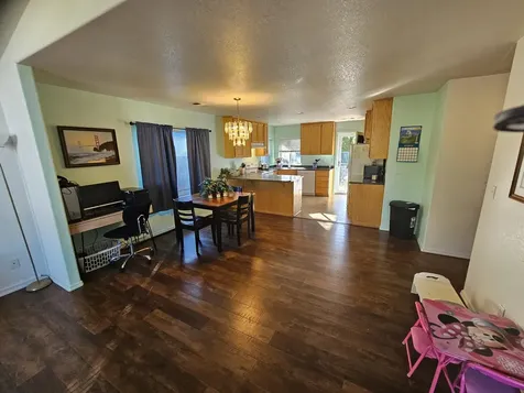 1352 Ivan Lane Central Point OR 97502