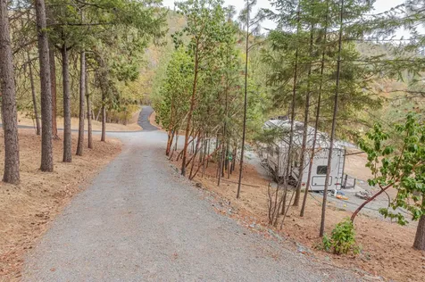 4795 W Griffin Creek Road Medford OR 97501