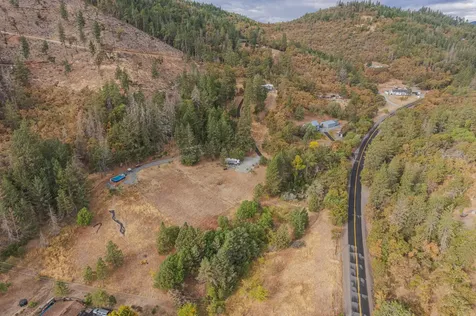 4795 W Griffin Creek Road Medford OR 97501