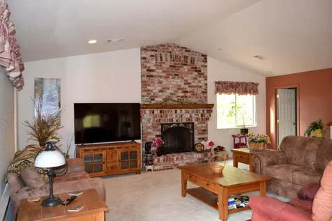 222 Guth Road Grants Pass OR 97526
