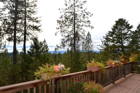 222 Guth Road Grants Pass OR 97526