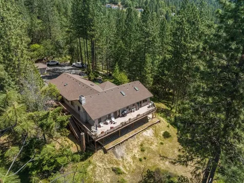 222 Guth Road Grants Pass OR 97526