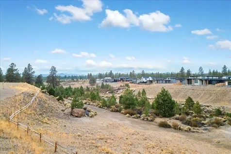 375 NW Crosby Drive Bend OR 97703