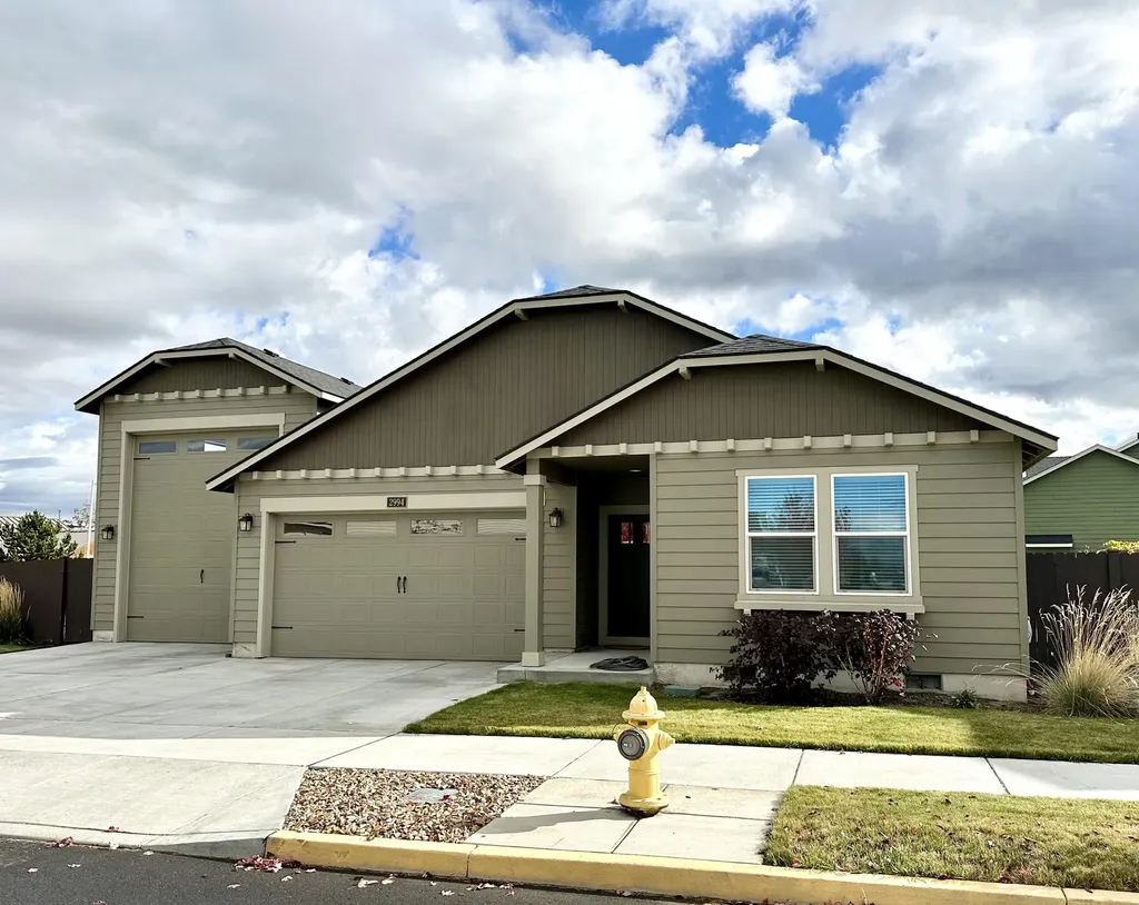 2994 NW 23rd Street Redmond OR 97756