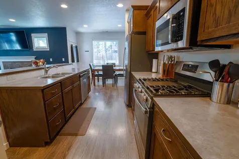 1169 W Williamson Avenue Sisters OR 97759