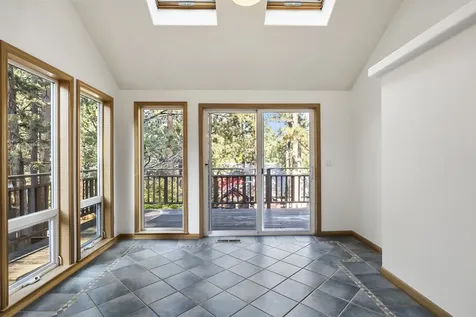 1608 NW Kingston Avenue Bend OR 97703