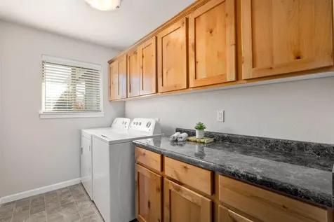 1800 SW I Street Grants Pass OR 97526