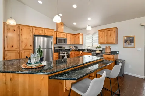1800 SW I Street Grants Pass OR 97526