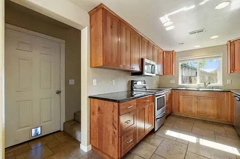 1034 NE Savage Street Grants Pass OR 97526